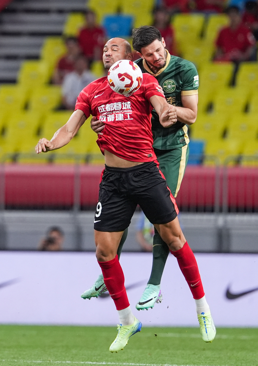 送到底角射 送到底角射